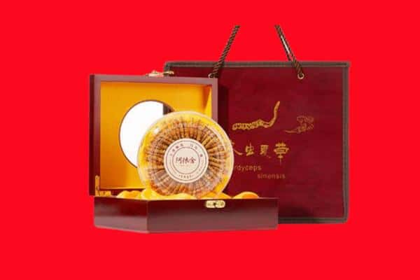 收购资讯:新乡凤泉区回收冬虫夏草是按克吗